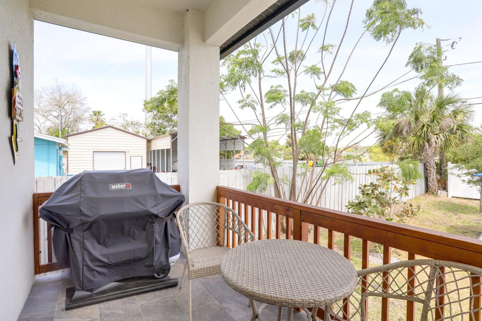 Chic Clearwater Home With Backyard Space And Fire Pit! Exterior photo