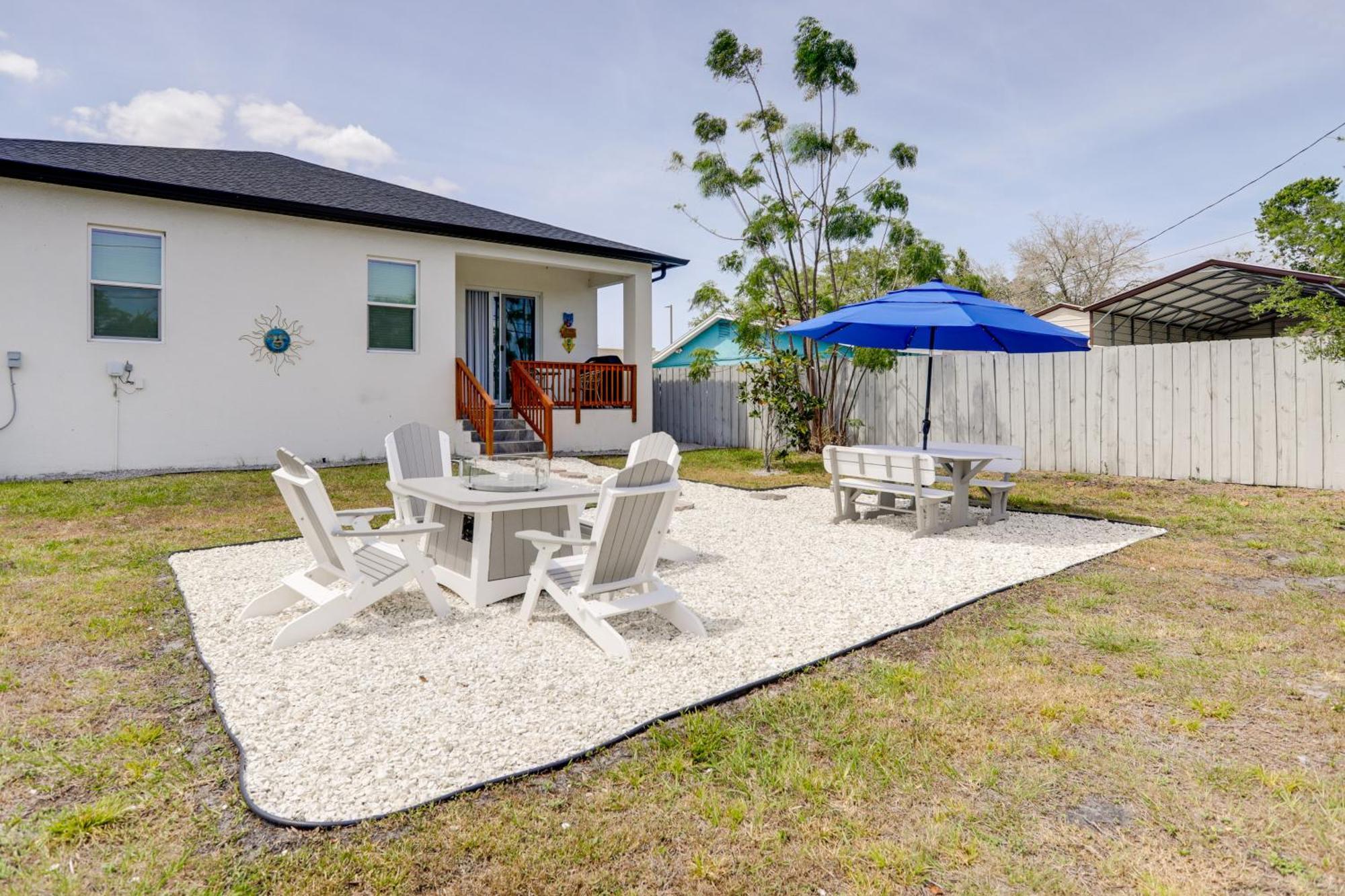 Chic Clearwater Home With Backyard Space And Fire Pit! Exterior photo